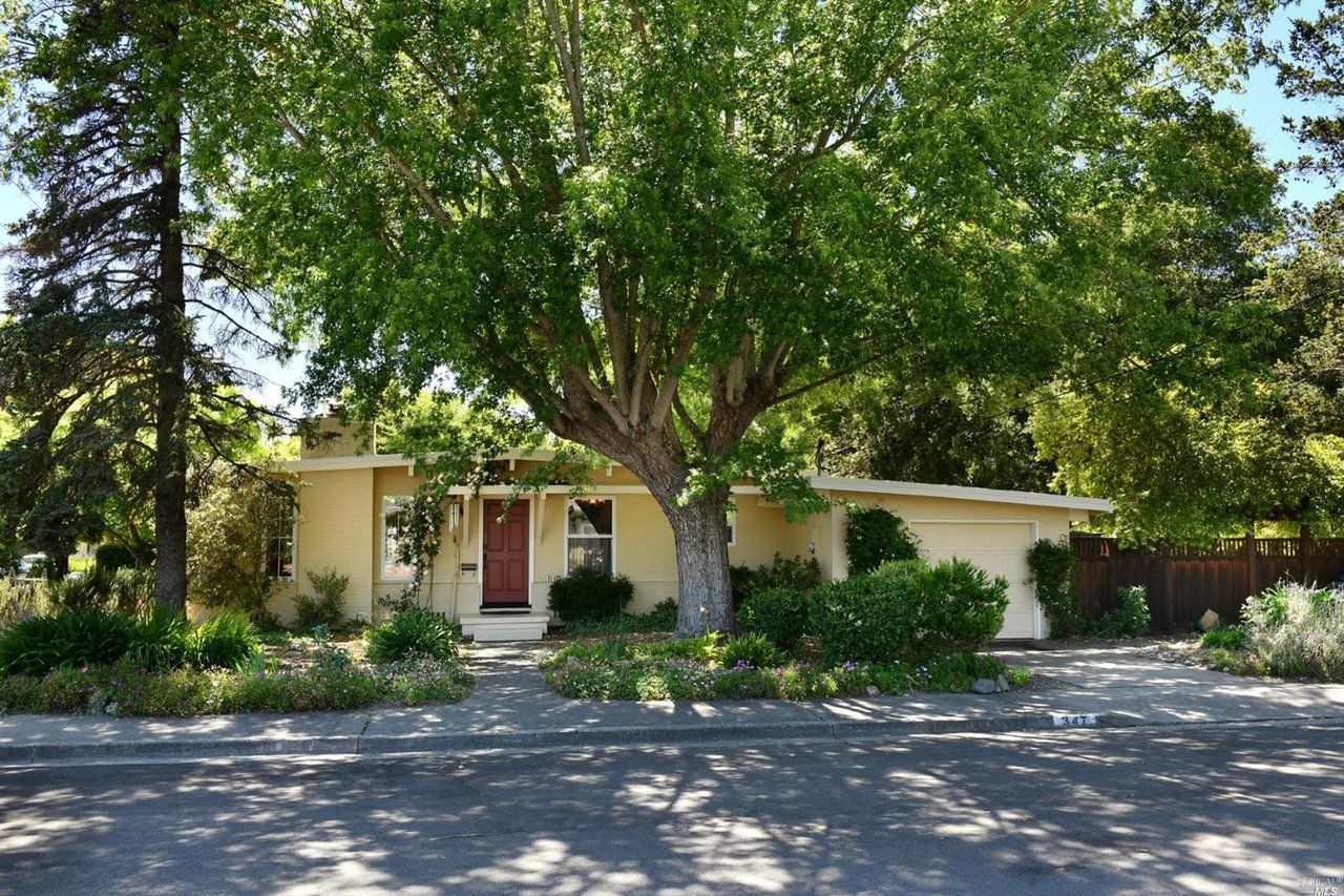 347 Corlano Ct