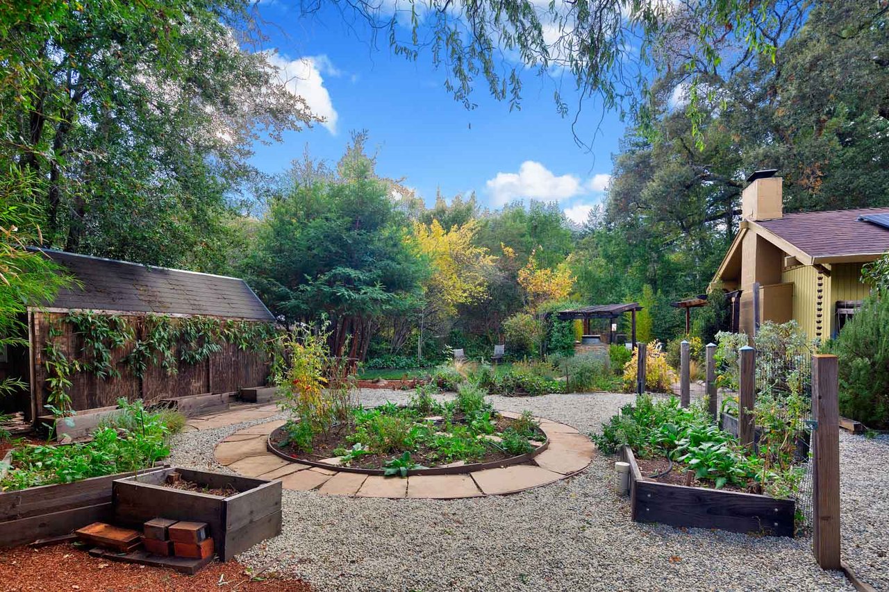 585 San Geronimo Valley Drive, San Geronimo