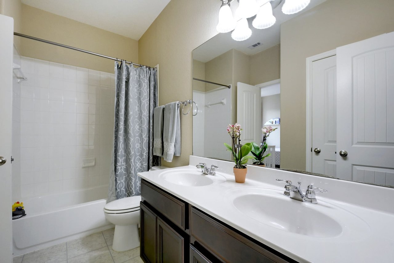 1309 Central Park Ct