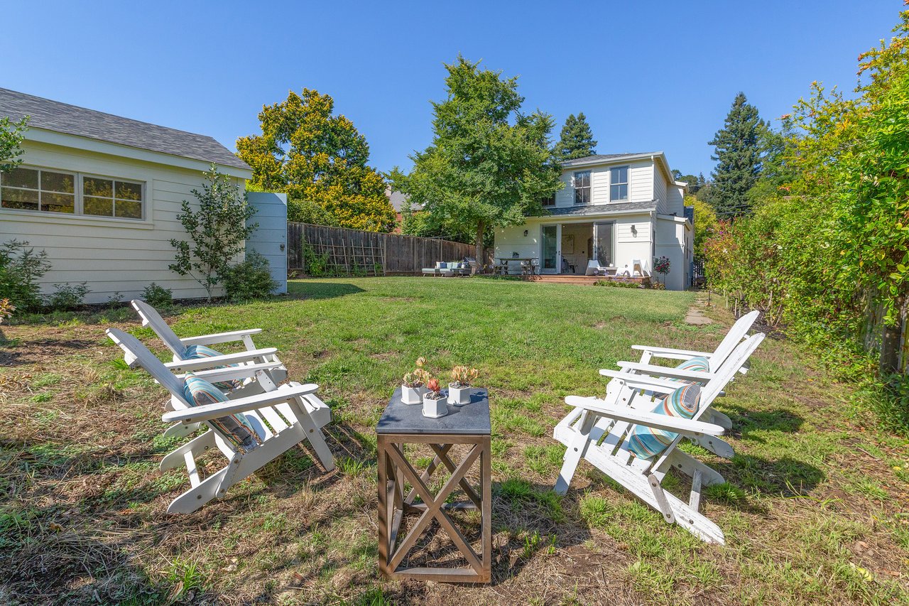  148 Elm Ave