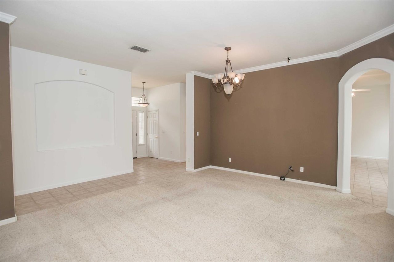 9561 Crystal Water Way