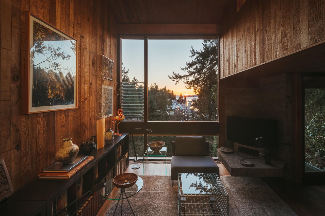 5757 Telegraph Trail, West Vancouver