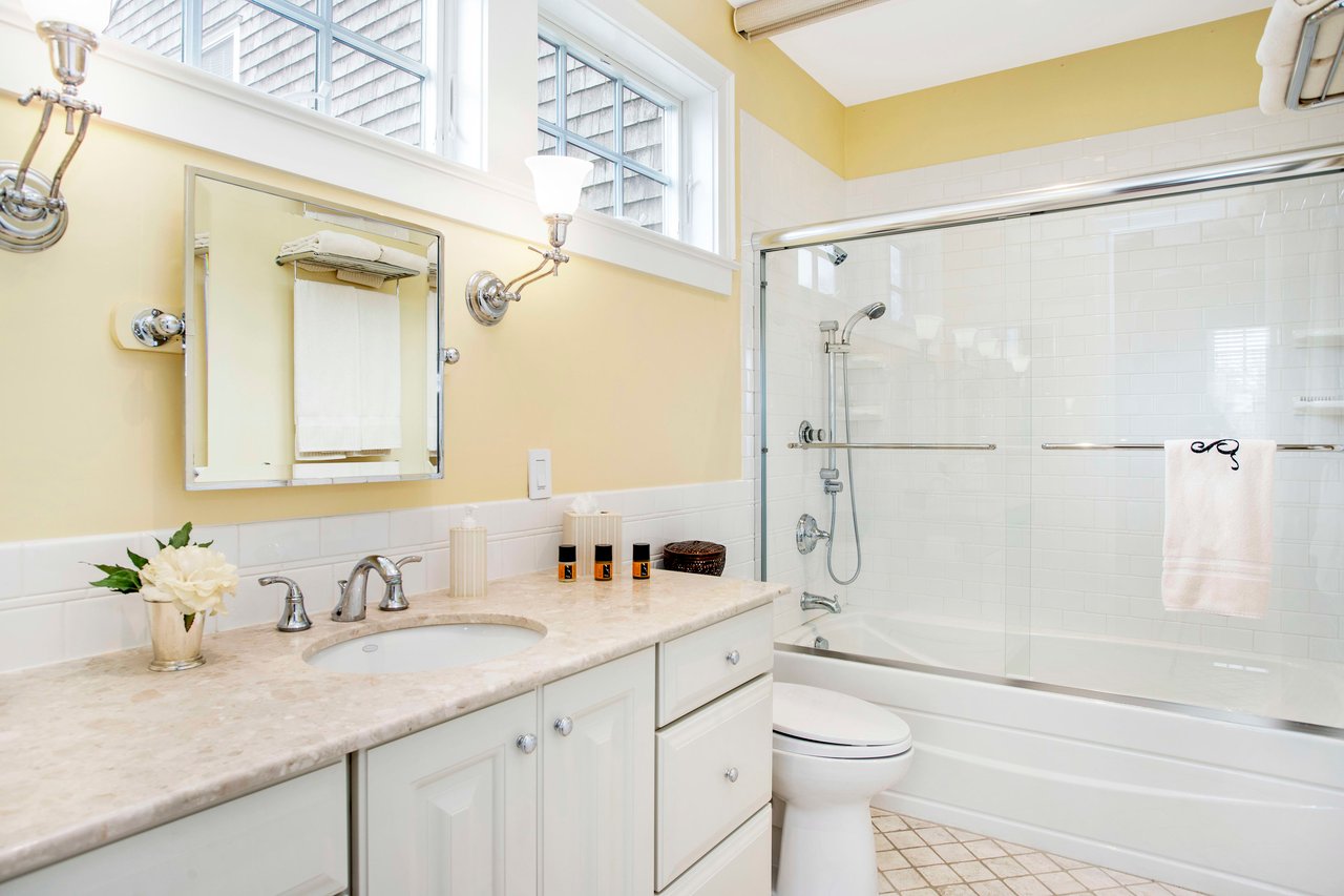 Sprawling Sagaponack South Traditional