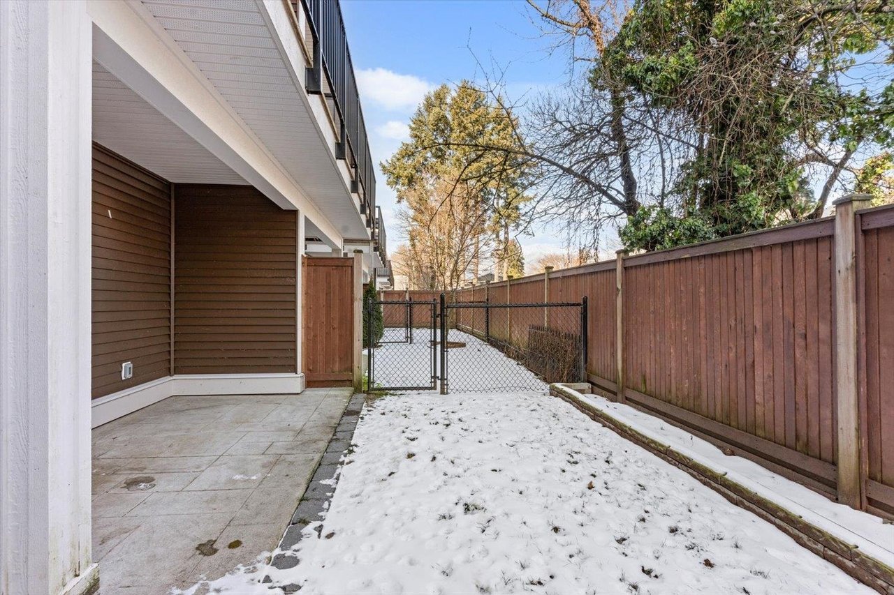 15-45545 Kipp Ave