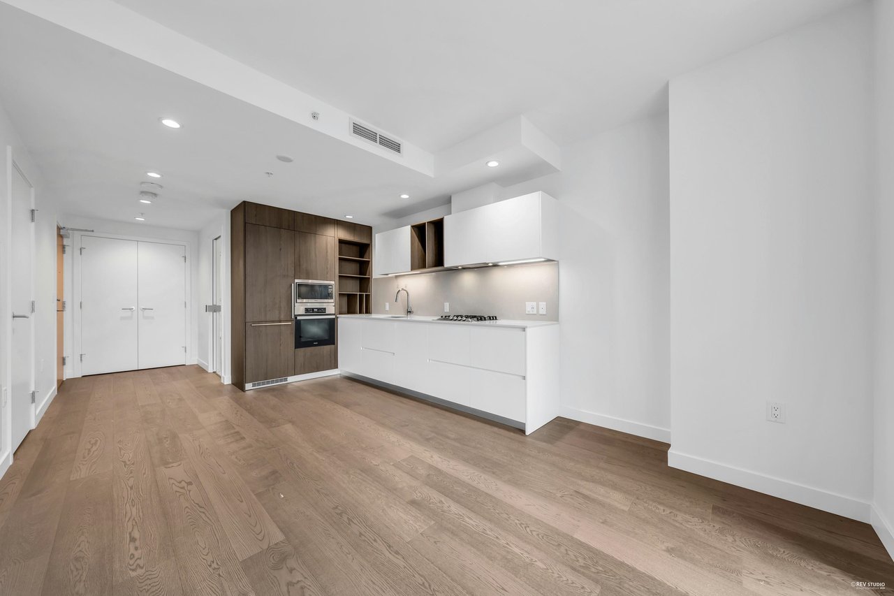 1101-6000 Mckay Avenue, Burnaby