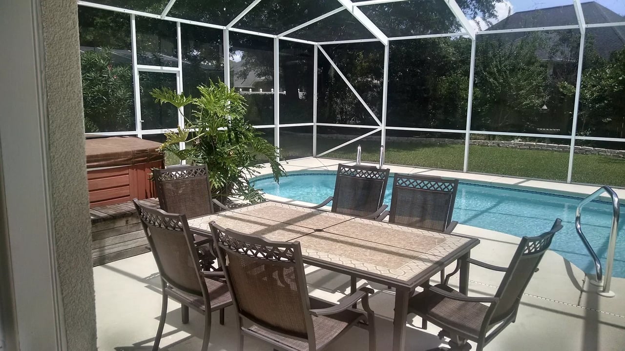 3240 COUNTRY CLUB Drive