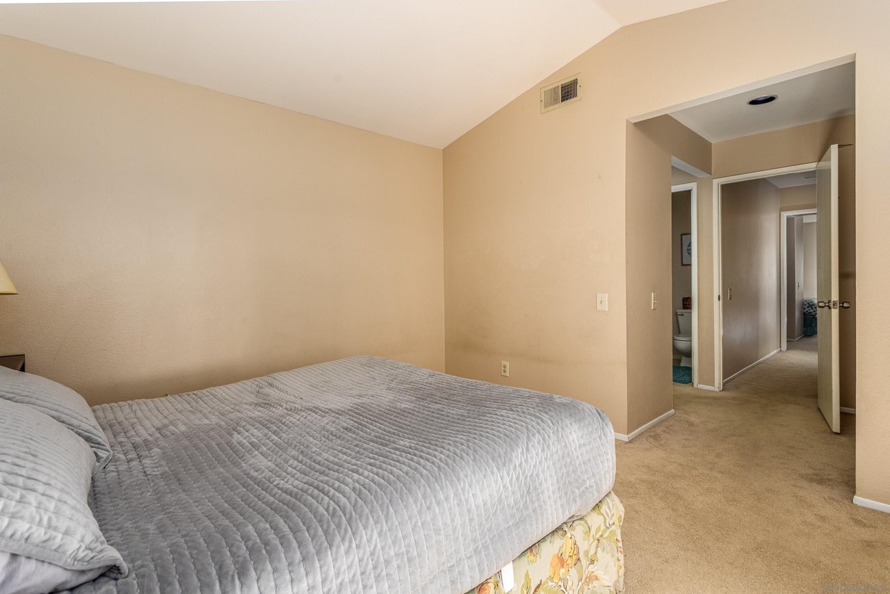 13427 Tiverton Rd