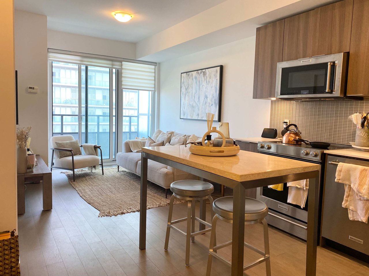 30 Shore Breeze Dr Unit: 3715
