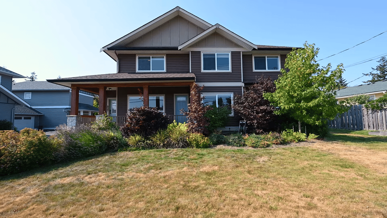 For Sale in Comox BC - 537A Anderton Road