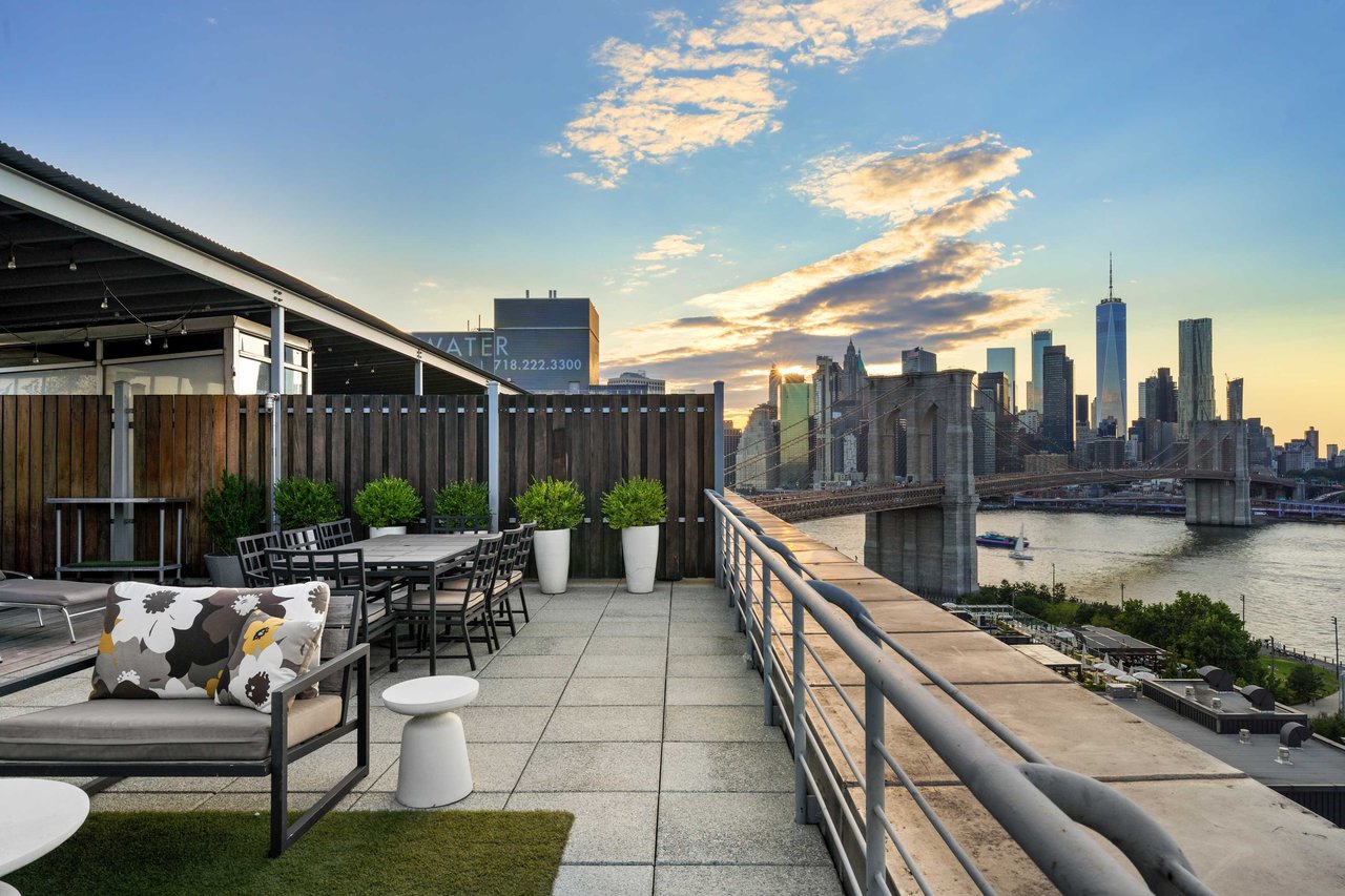 30 Main Street, Unit PHB