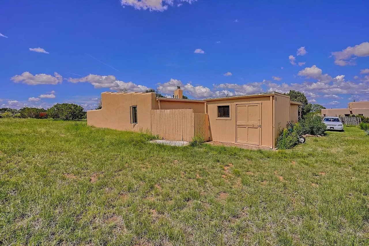28 Alondra Rd