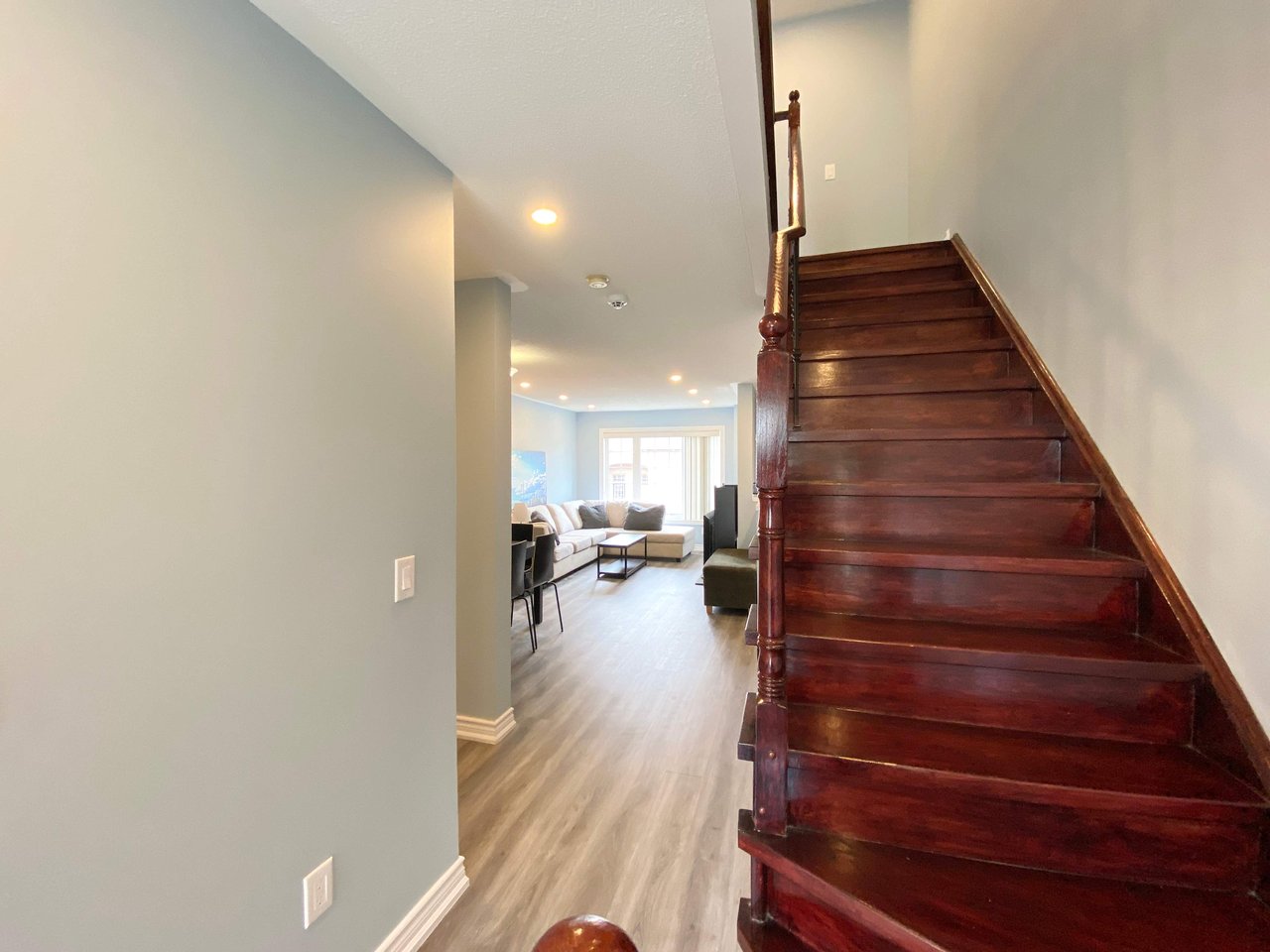 3020 Cedarglen Gate, Unit 42