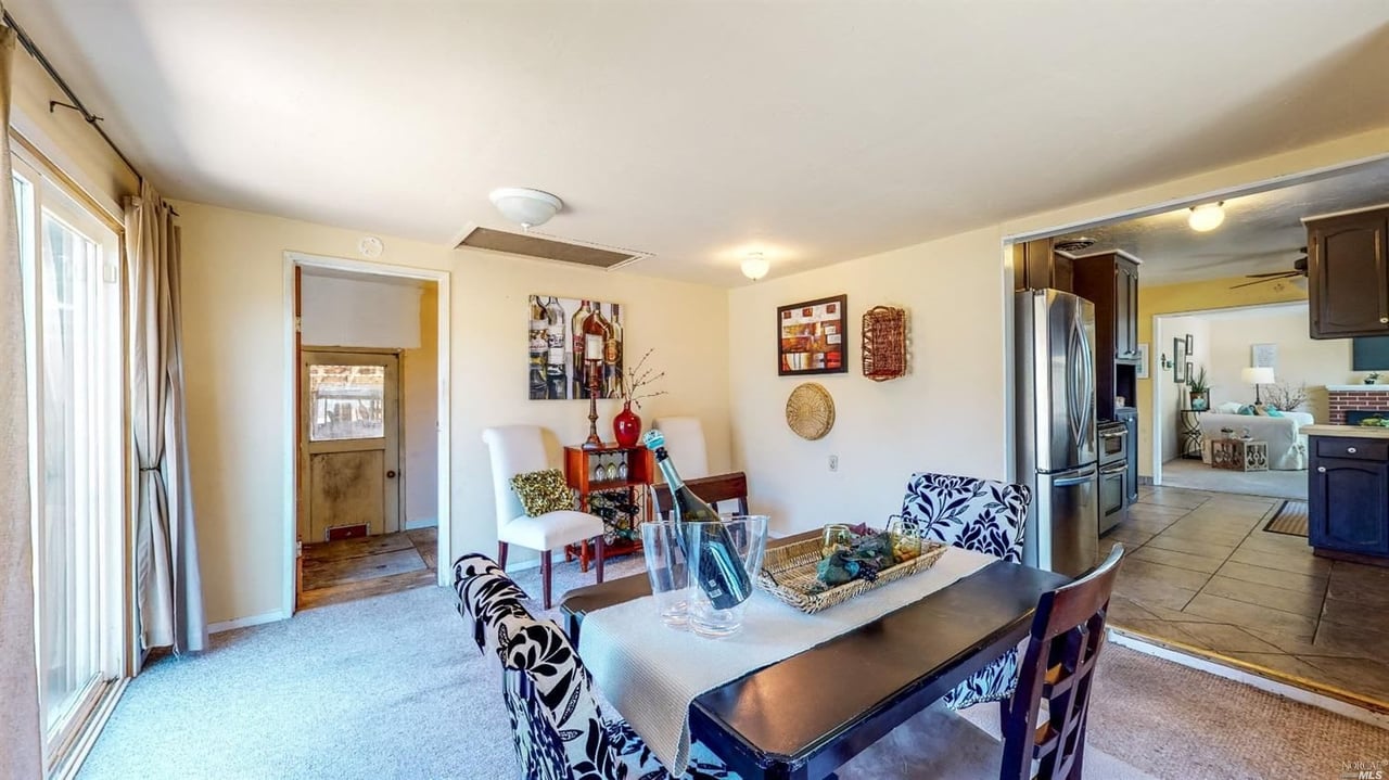 5 San Carlos Dr
