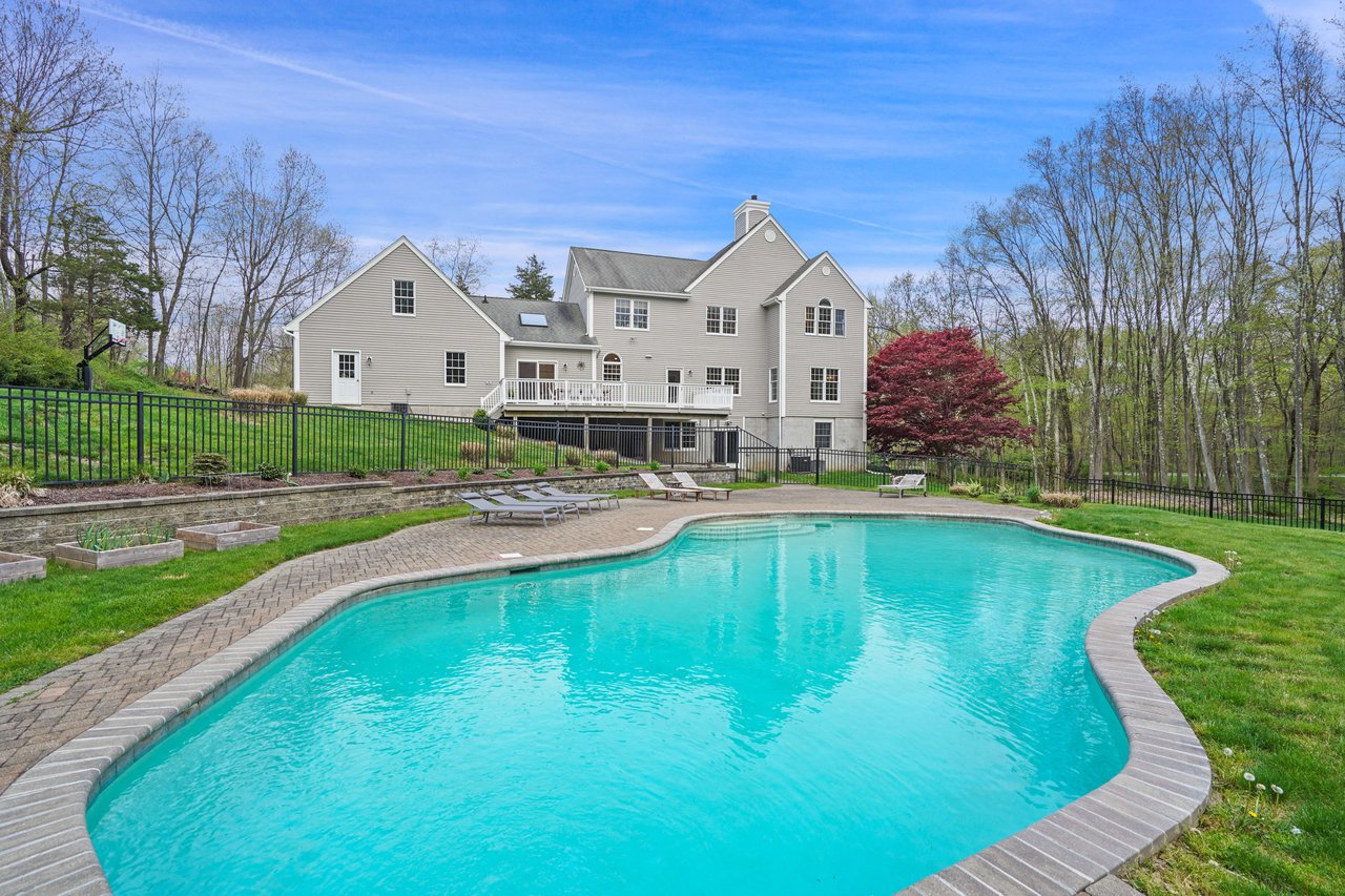 211 Salmons Hollow Road