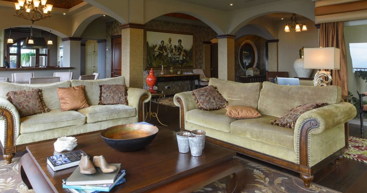 Private Hillside View Estate, Santa Ana, San Jose