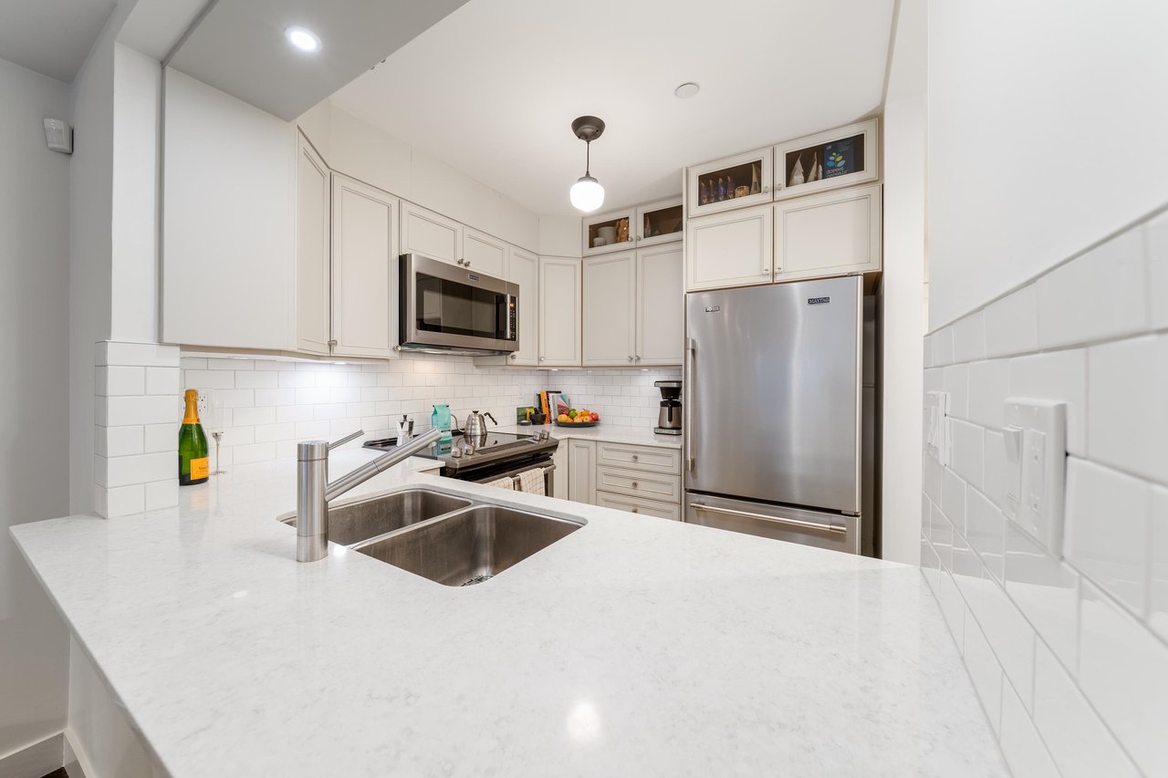 103-2130 W 12th Avenue, Vancouver