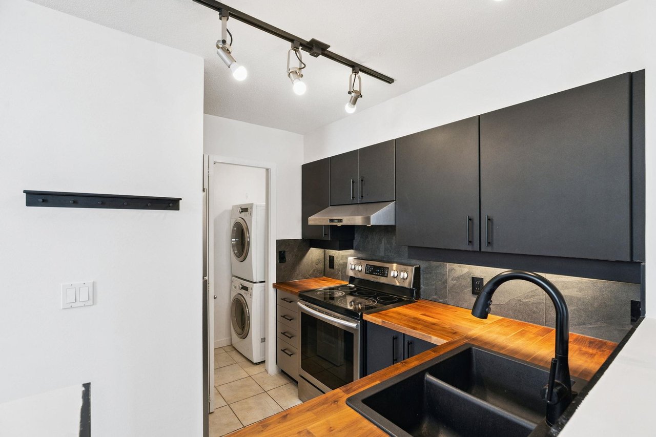 415-10866 City Pkwy