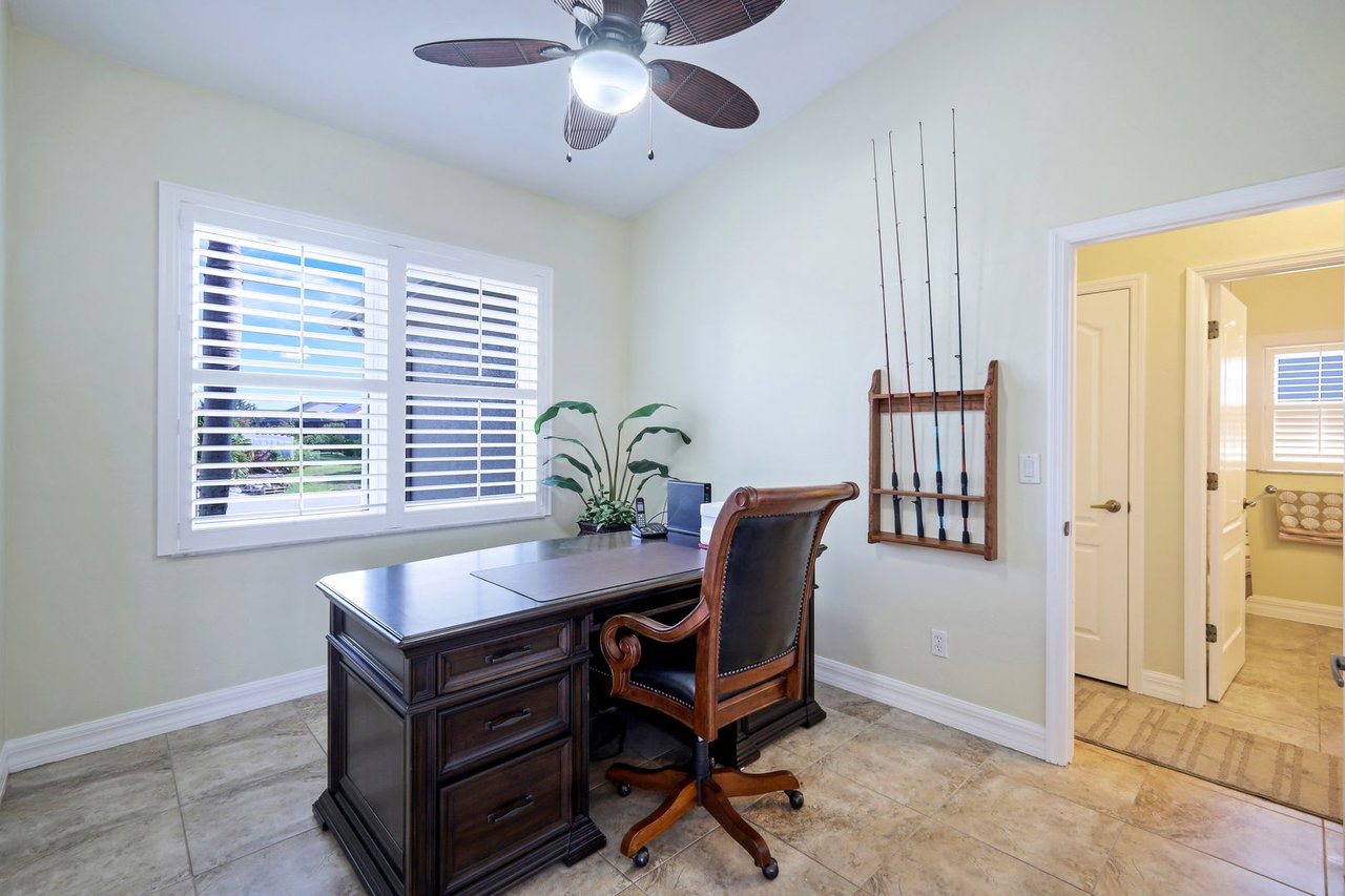1908 SW 53rd Lane