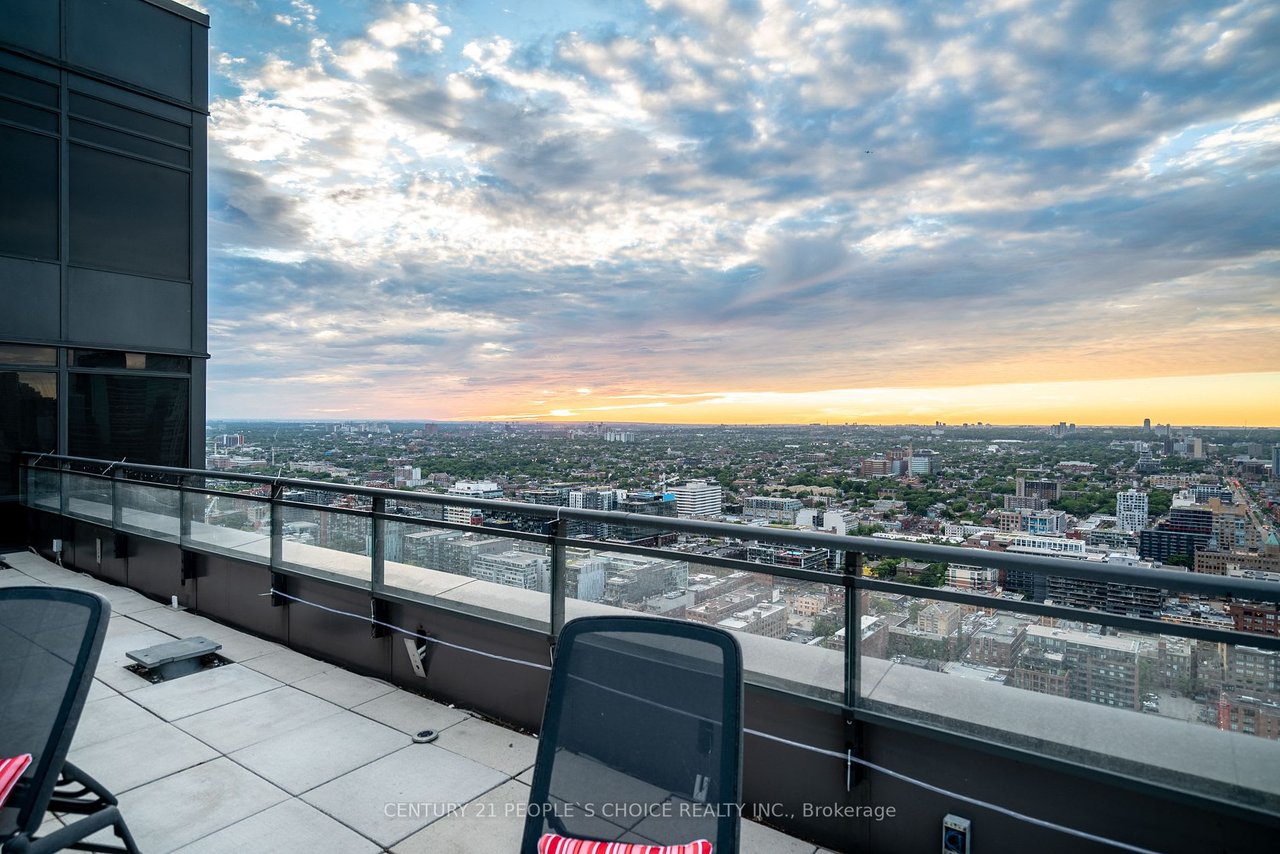 REMARKABLE PENTHOUSE 