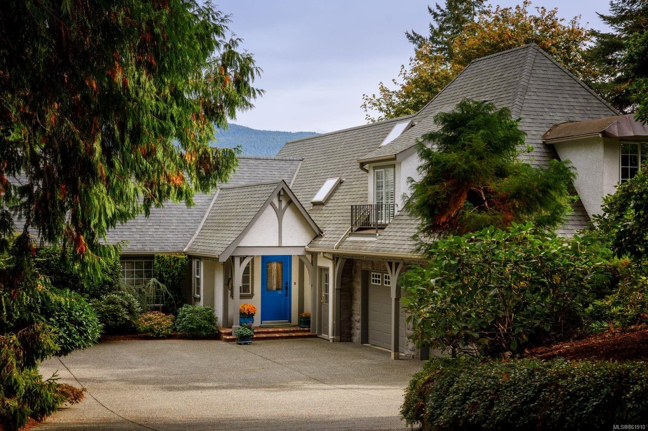 4349 Kingscote Rd, Cobble Hill