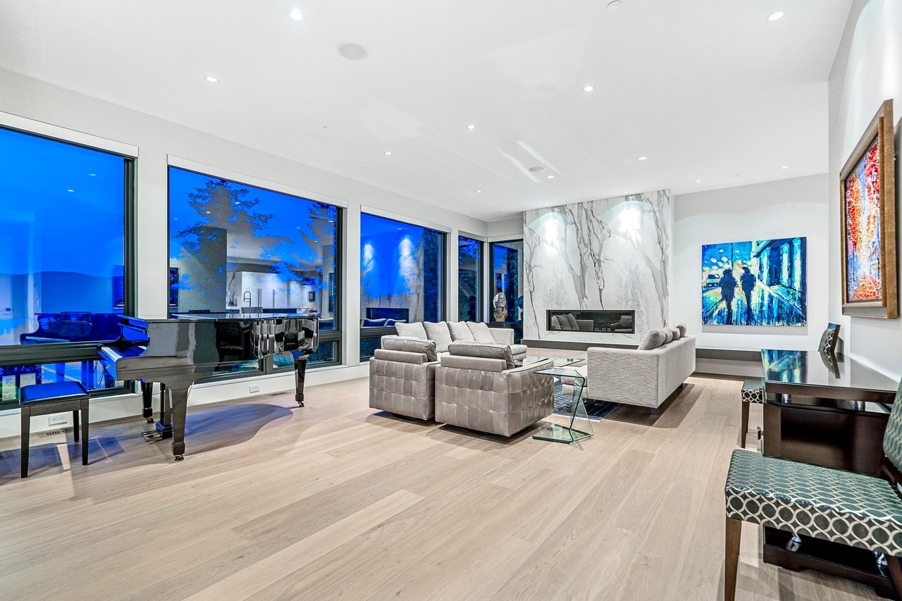 6255 St. Georges Cres
