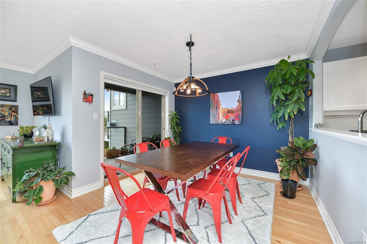12-127 Aldersmith Pl
