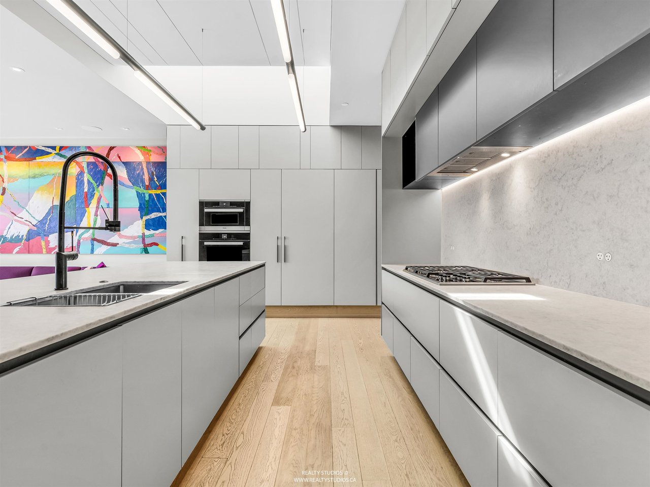 366 W 22nd Ave