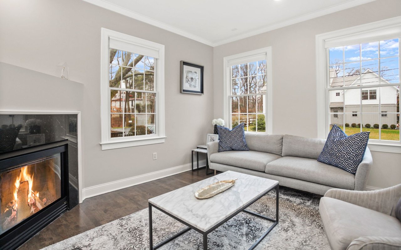 15 Ridge Dr