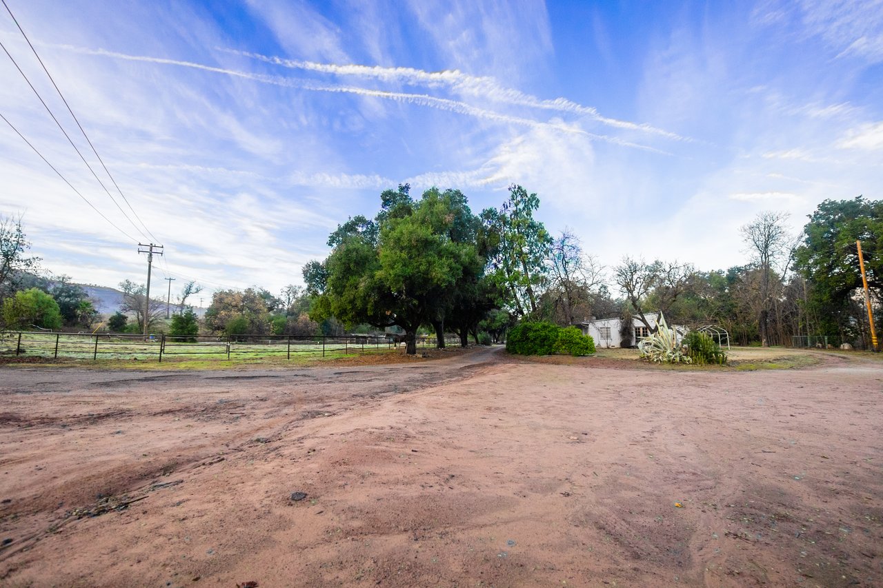 Lion Mountain Ranch 940+/- Acre Ojai Ranch 