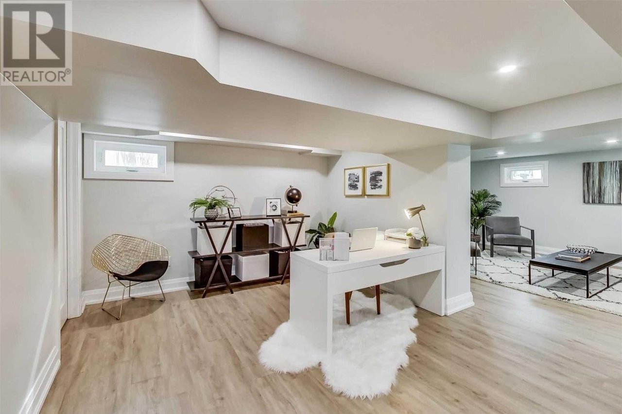 5 Vicarage Ct