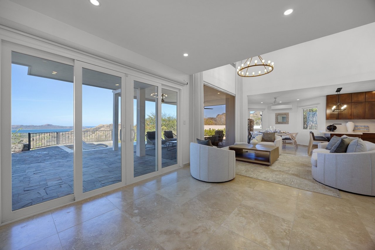 Renovated Tropical Ocean Estate, Flamingo, Guanacaste