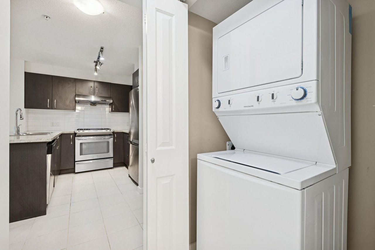 101-9288 Odlin Rd