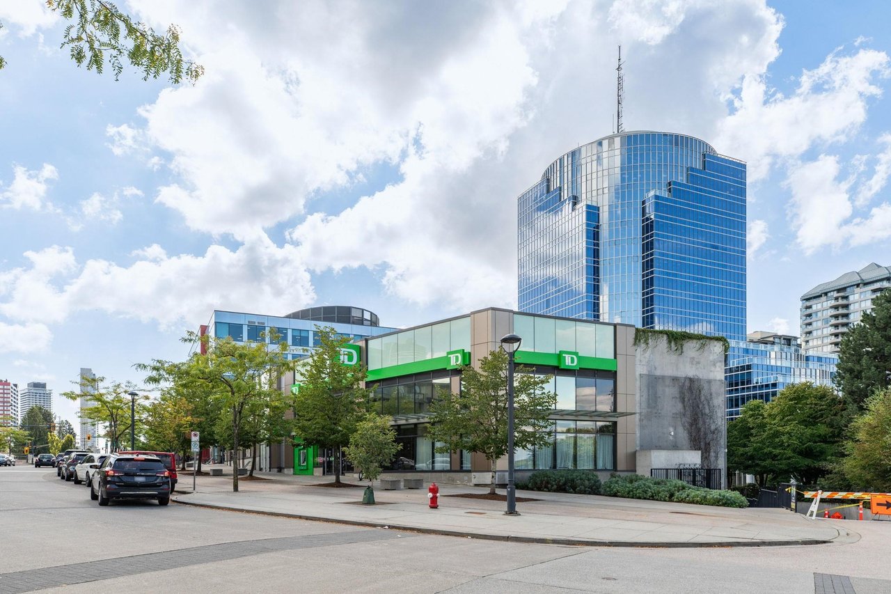 415-10866 City Pkwy
