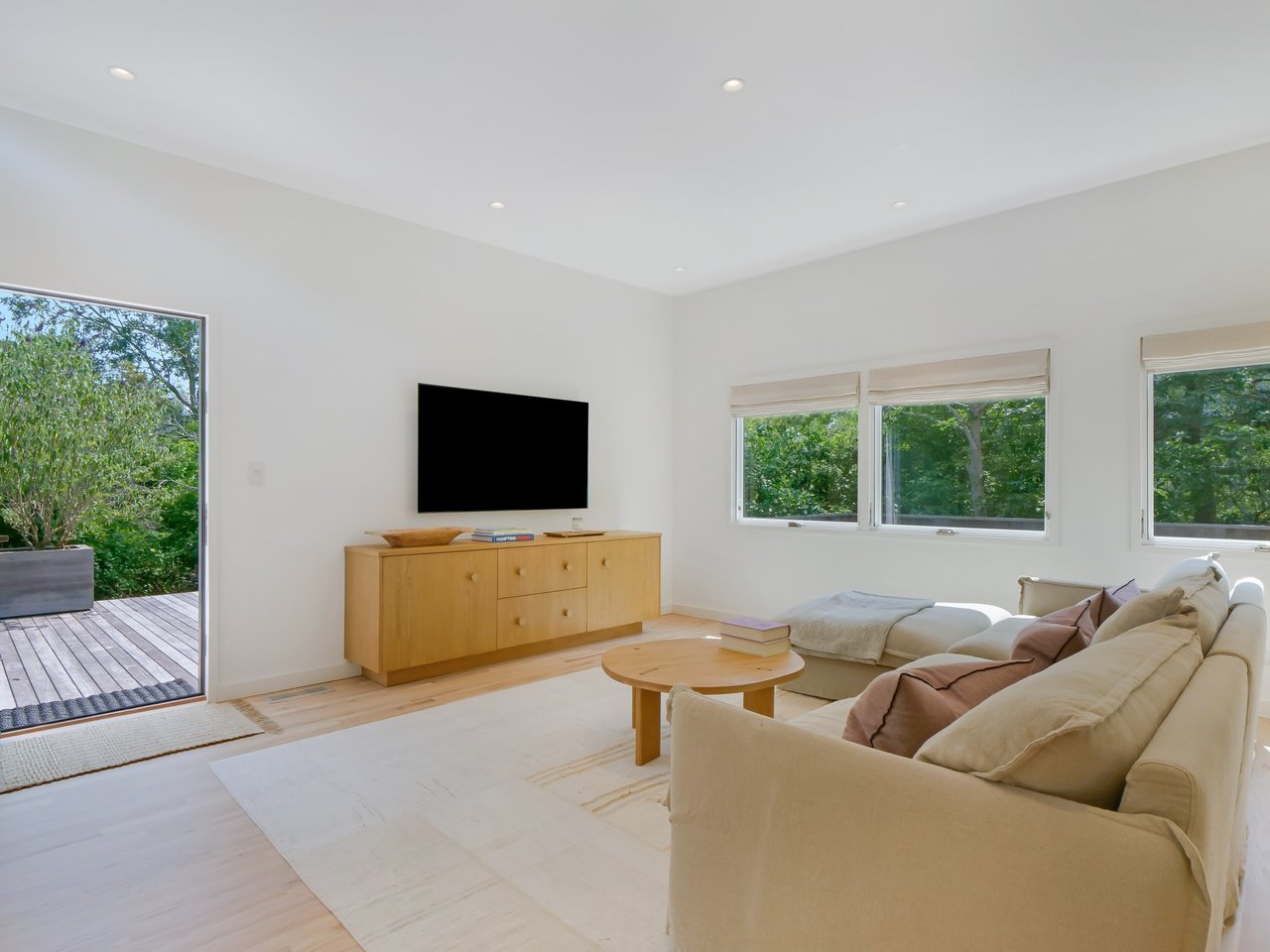 71 Jacqueline Drive
