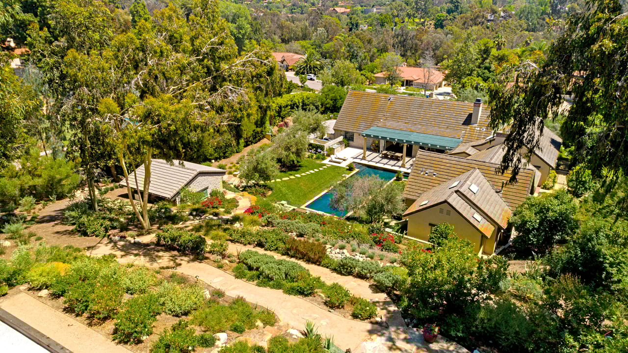16748 Avenida Arroyo Pasajero