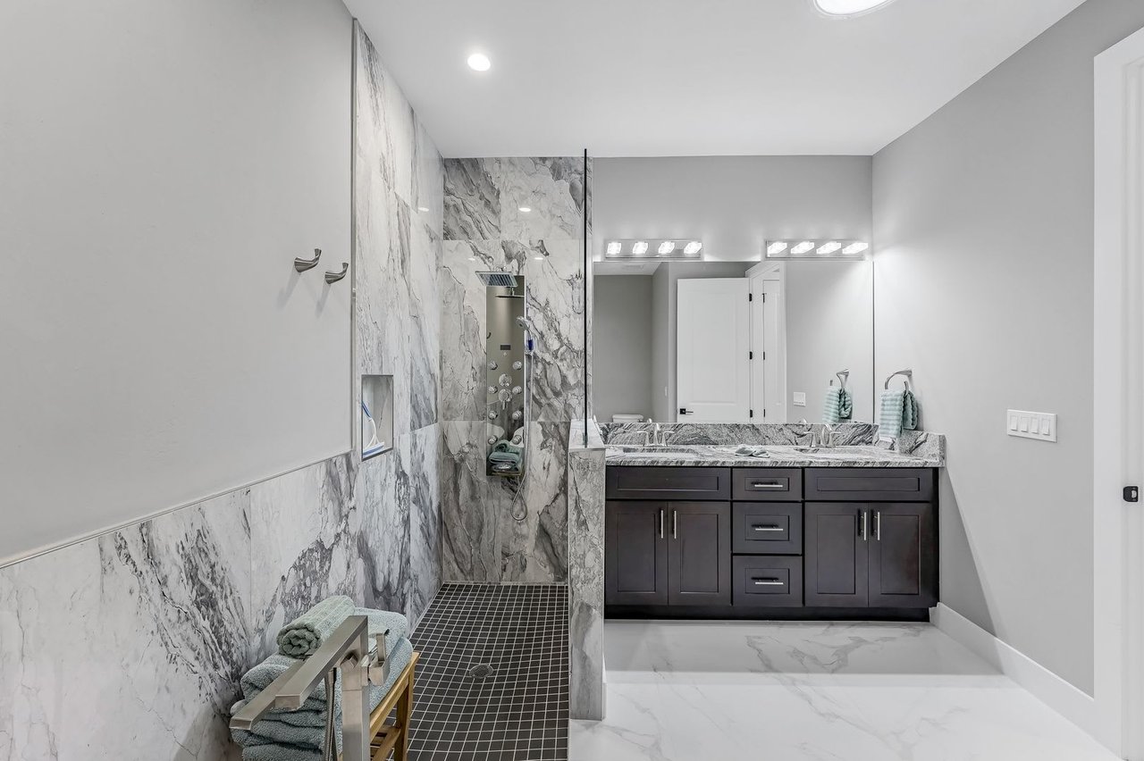 121 NW 38th Avenue 