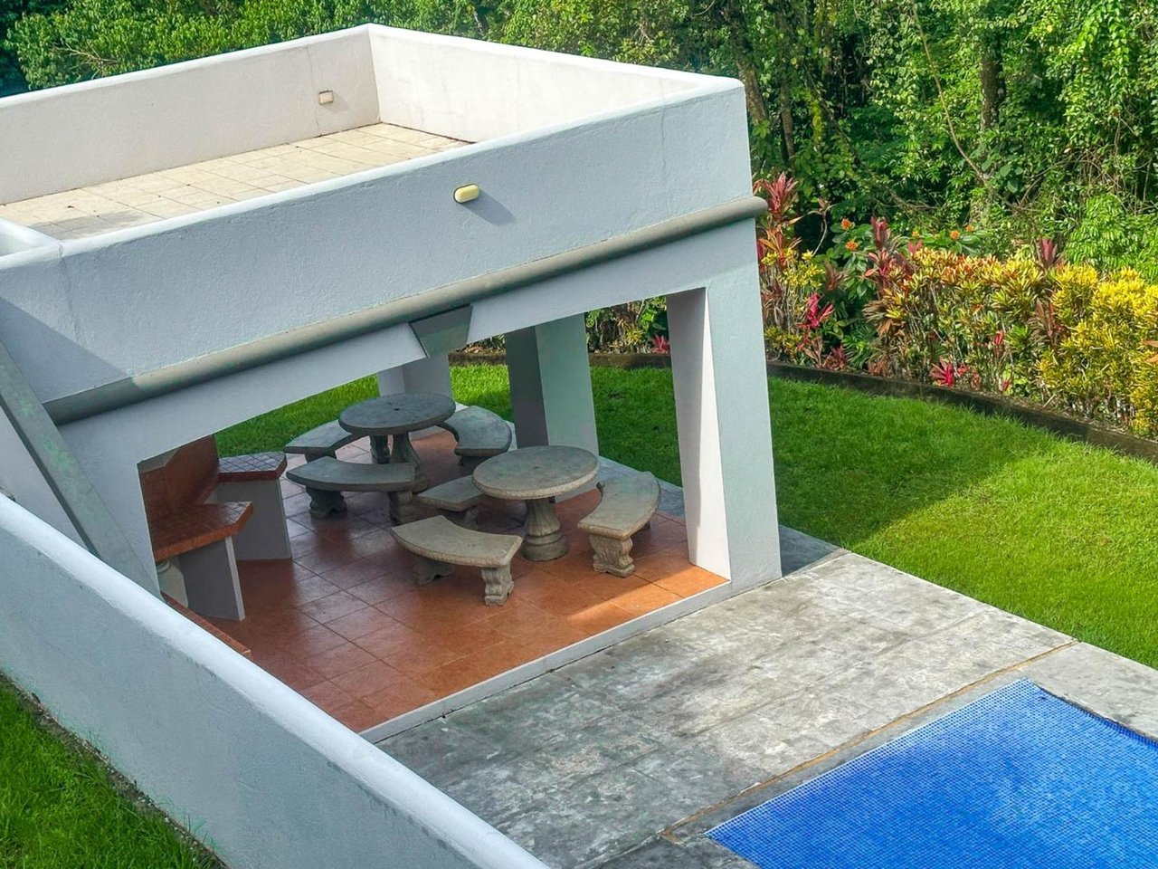 Secure Gated Villa Community, Ojochal, Puntarenas