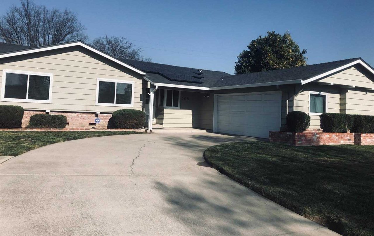 305 Woodstock Drive
