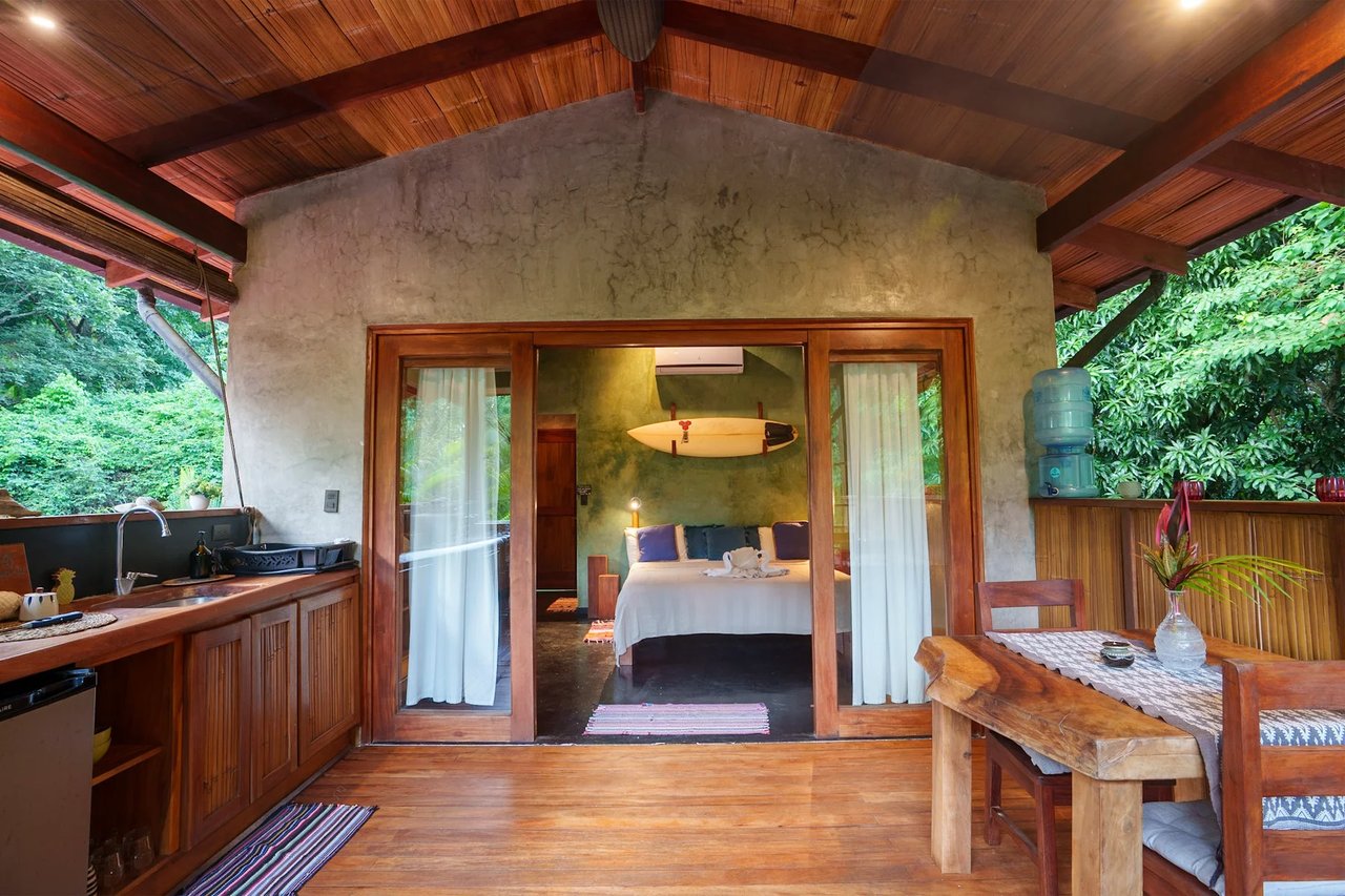 Balinese Vacation Rental Estate, Santa Teresa, Puntarenas