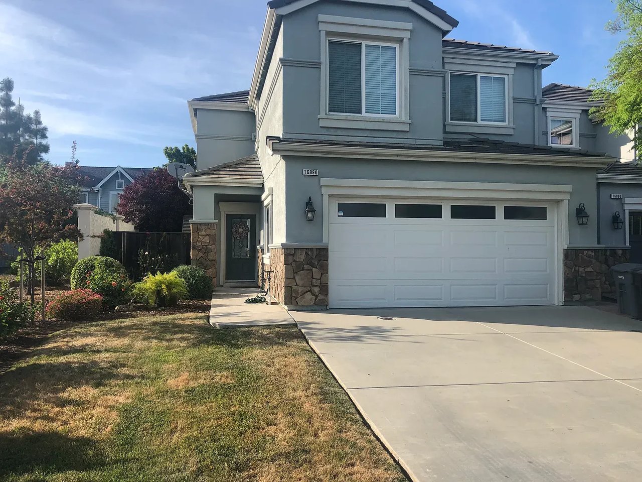 16890 San Jose Ct