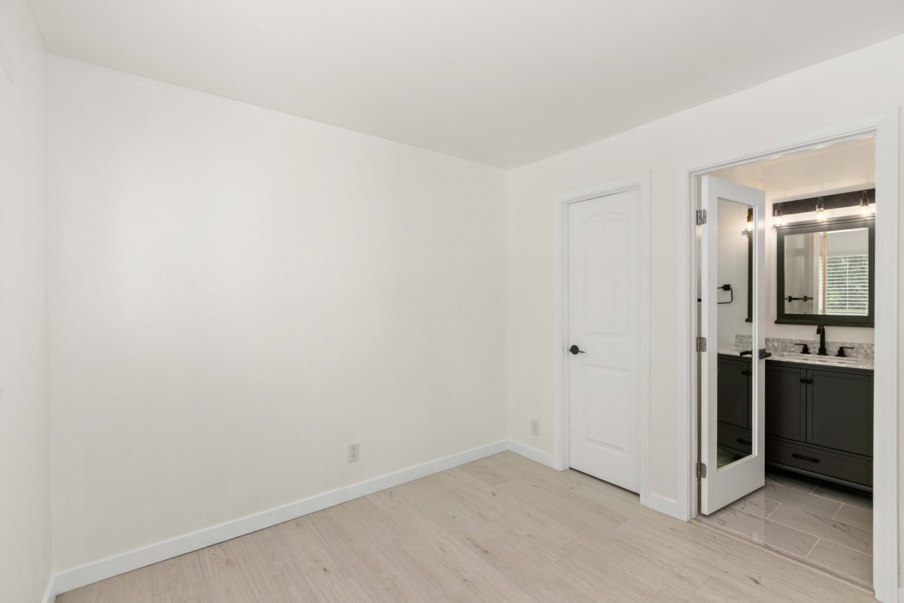 Spectacular 1 bedroom condo