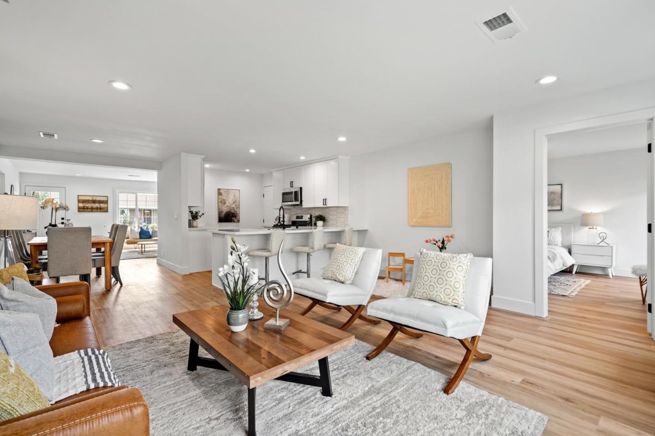 3801 Branson Dr
