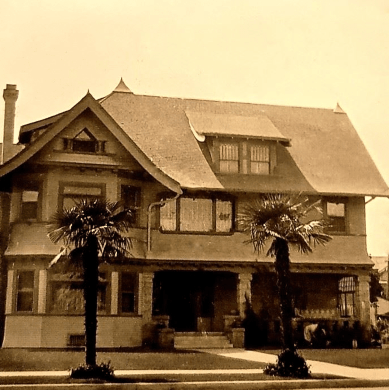 The Harry L. Hugunin Residence, 1903