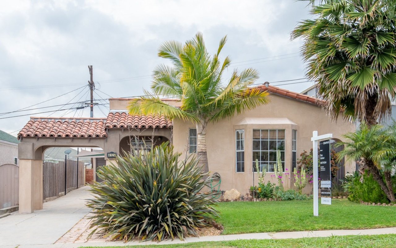 Gorgeous 1930s Spanish