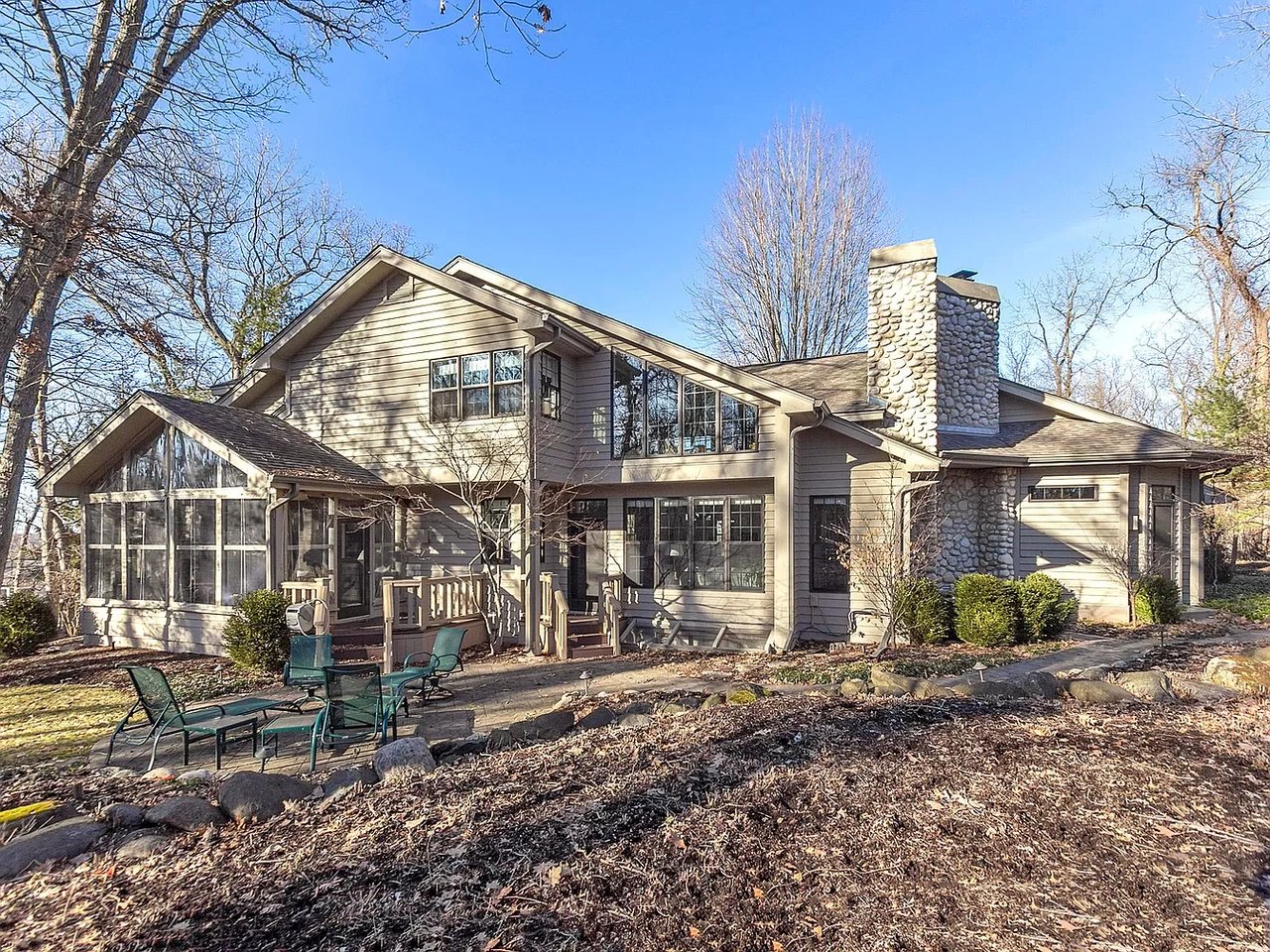 417 Deerpath W