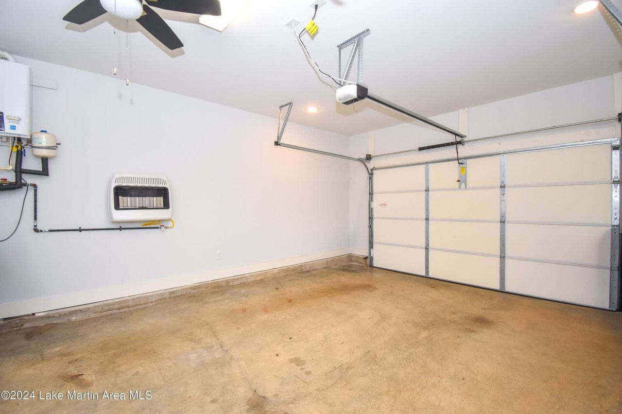 350 Moonbrook Dr, #103