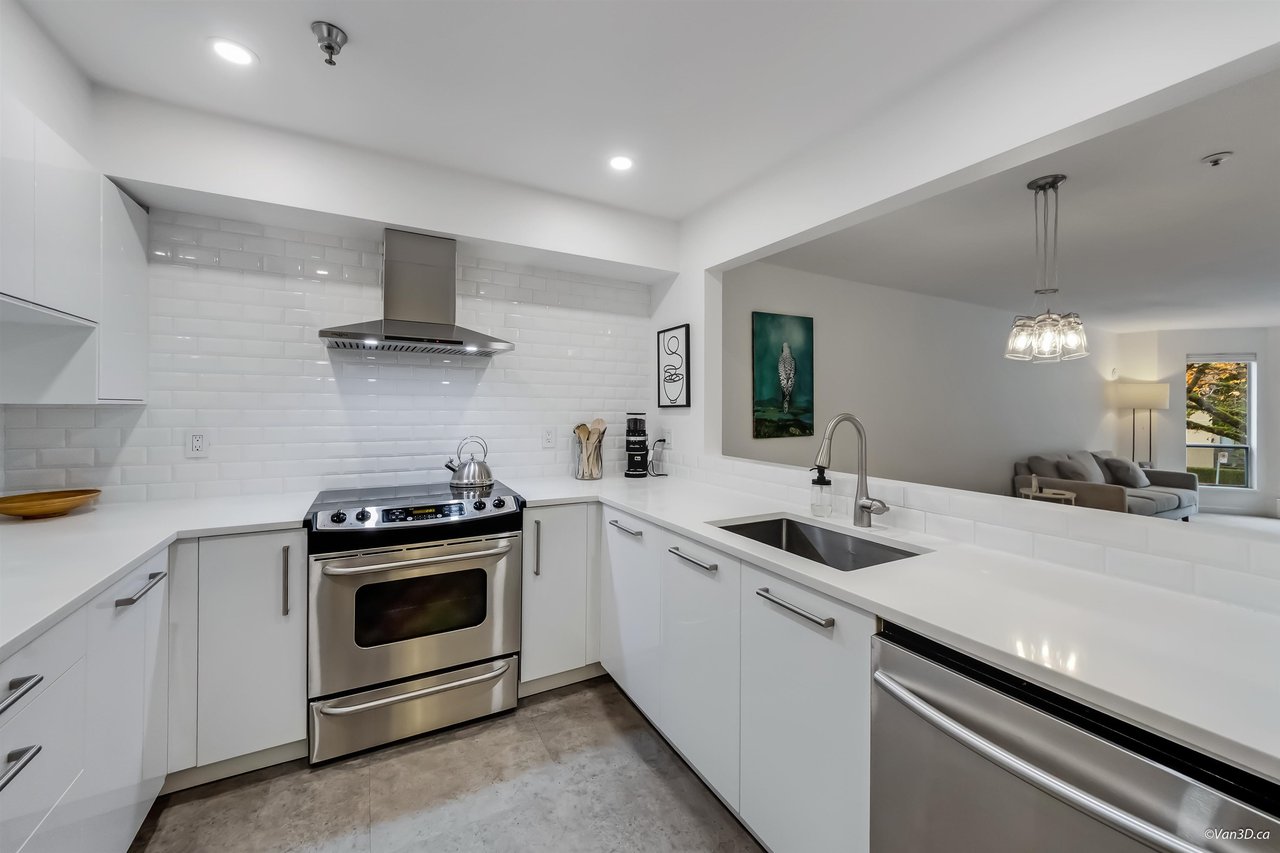 207-2288 W 12th Ave