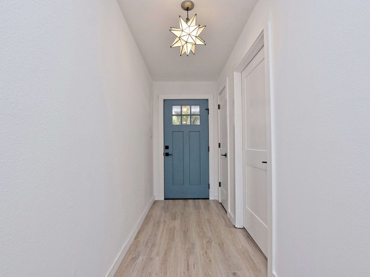 2642 Williams Lakeshore