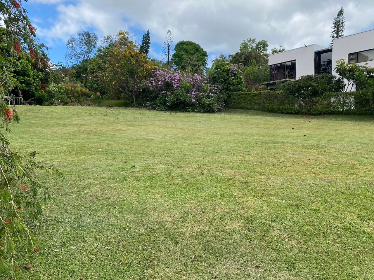 Flat Gated Mountain Lot, Curridabat, San Jose
