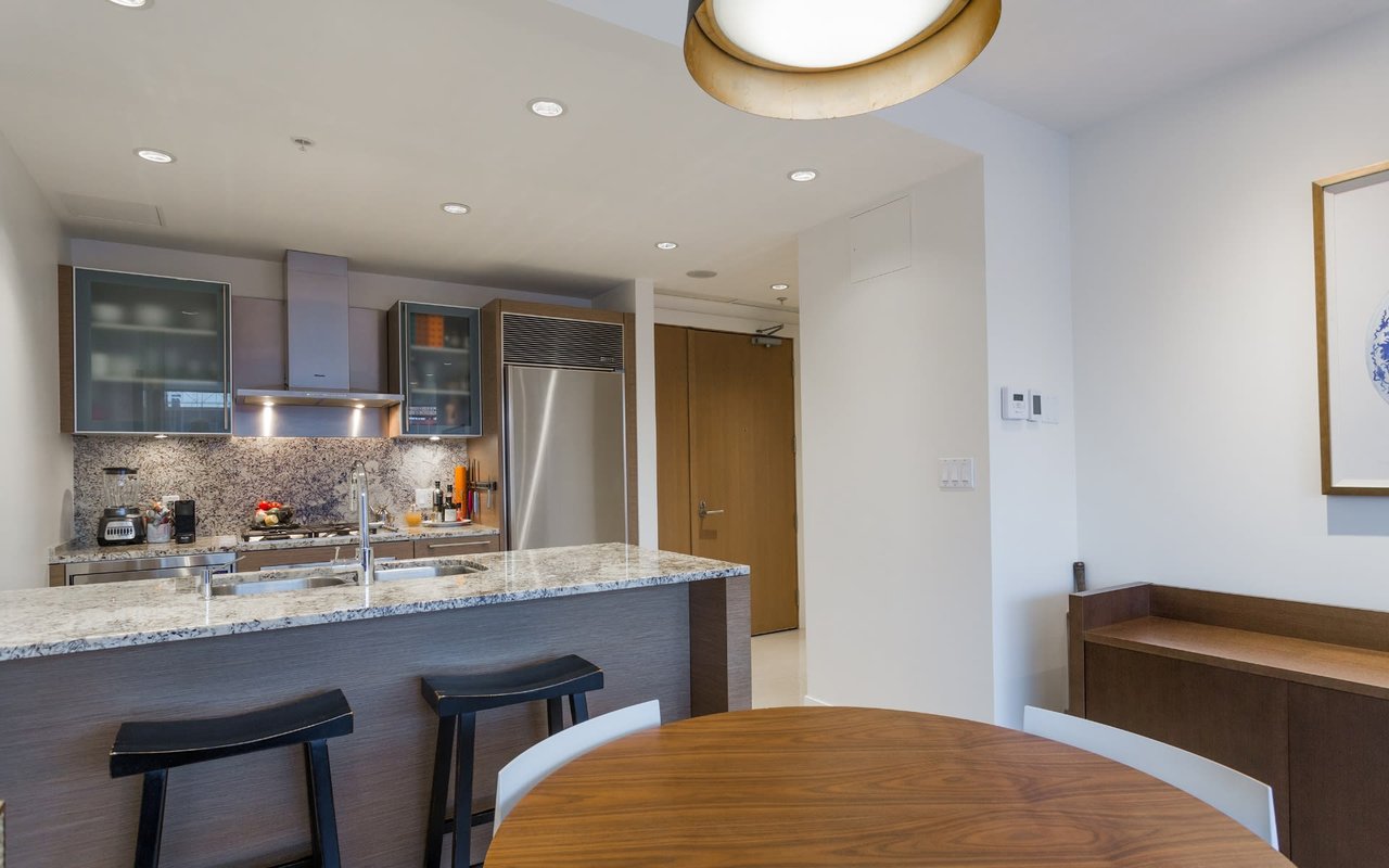 1111 Alberni St, #3403